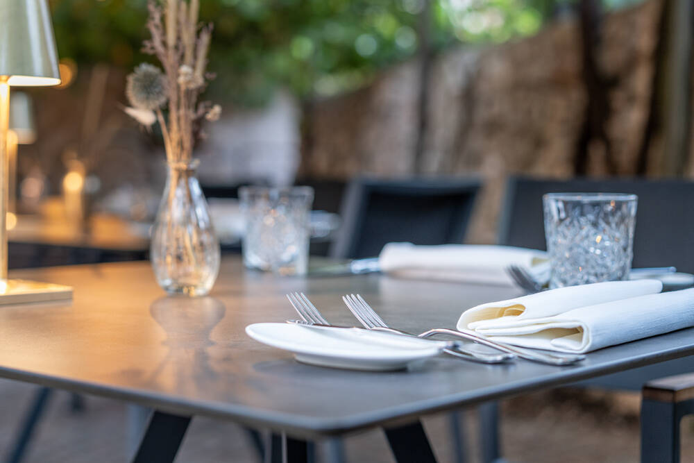 Ansitz romani restaurant außen 8819